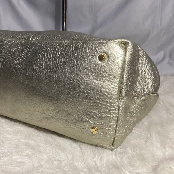 SOLD……..Tory Burch Signature Metallic Gold Thick Leather Satchel Tote Bag - Picture 7 of 11